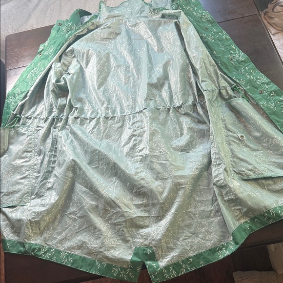 JOULES Right As Rain Jacket Size 8 Green Ditsy Waterproof Coat Hooded - Picture 14 of 15